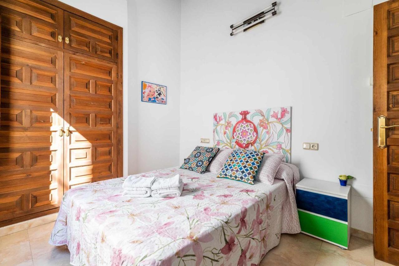 Cómodo y moderno apartamento a 3 minutos de la Catedral Granada Exterior foto