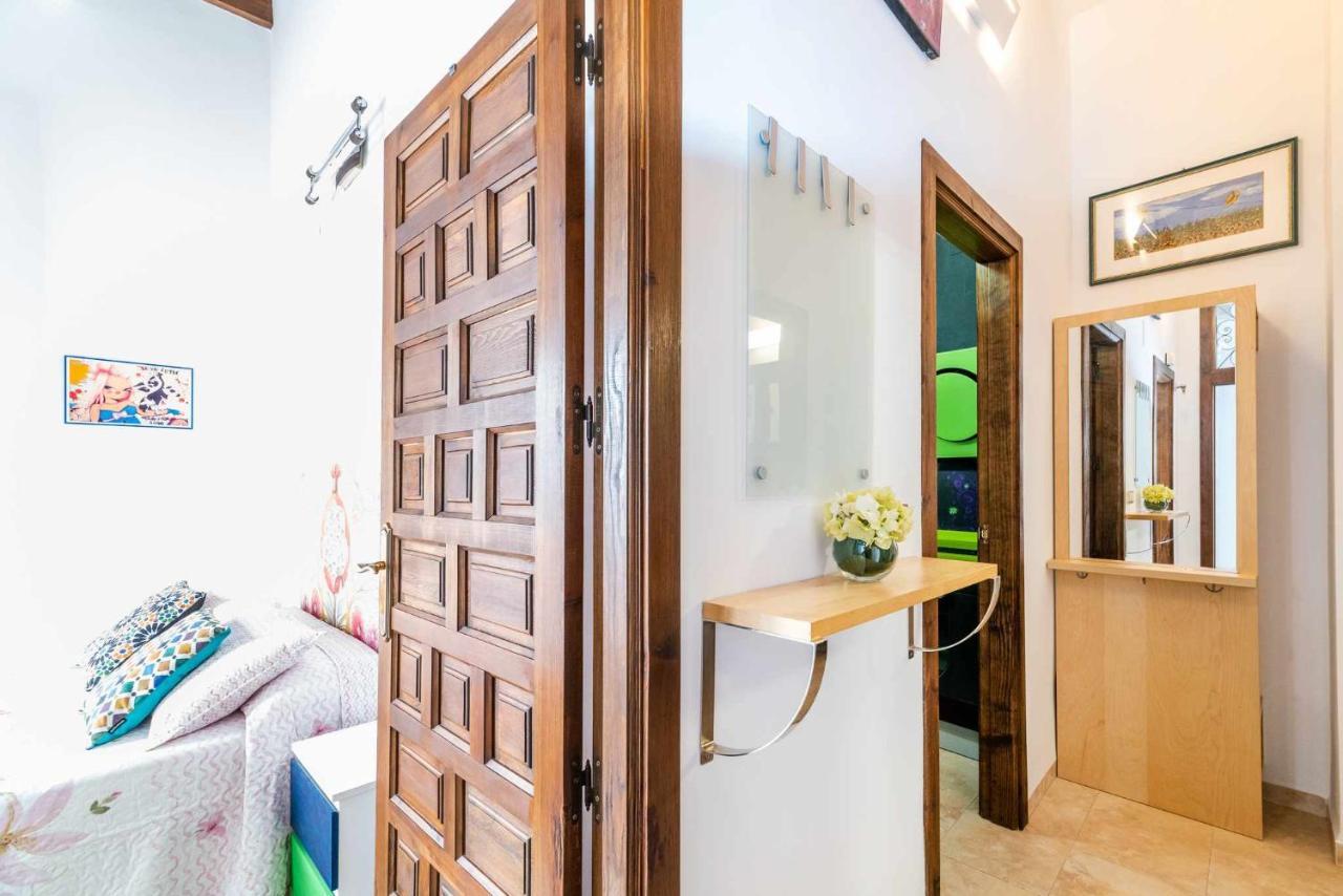 Cómodo y moderno apartamento a 3 minutos de la Catedral Granada Exterior foto